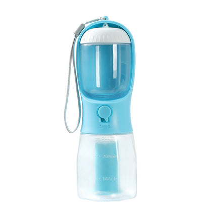 Taza de agua para perros, comedero y bolsa de basura tres en uno, portátil, pequeña y multifuncional para mascotas.